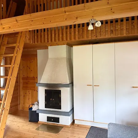 Paritalomoekki Pytkynharjussa Сasa de vacaciones *