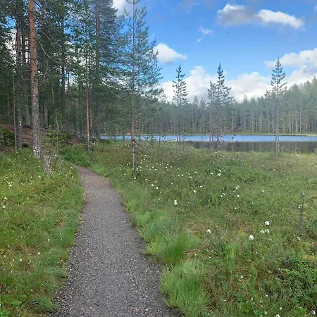 Paritalomoekki Pytkynharjussa Syöte